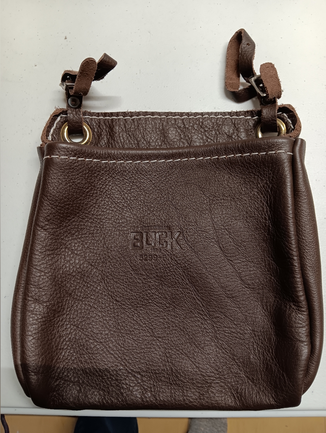 Buckingham Buck Deep Brown Leather Crossbody Bag For Nuts And Bolts Euc